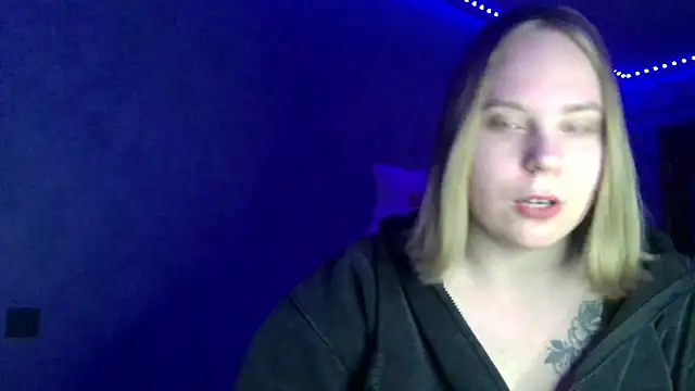 Snapshot of Thalia__Star chatting on 6, 2, 2025 Thalia  Star online show from 6, 2, 2025