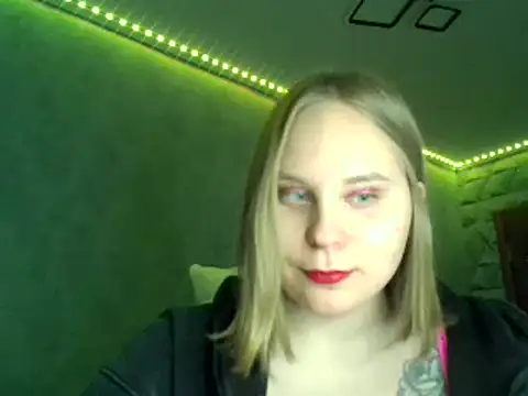 Snapshot of Thalia__Star chatting on 22, 2, 2025 Thalia  Star online show from 22, 2, 2025