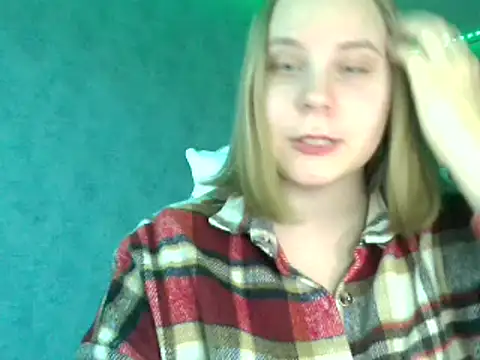 Snapshot of Thalia__Star chatting on 4, 3, 2025 Thalia  Star online show from 4, 3, 2025