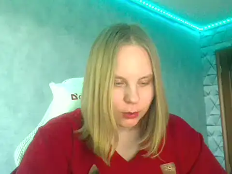 Snapshot of Thalia__Star chatting on 16, 3, 2025 Thalia  Star online show from 16, 3, 2025