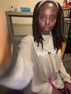 choclatepeaach online show from 5, 11, 2025