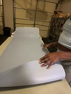 choclatepeaach online show from 11, 1, 2026