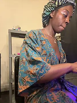 choclatepeaach online show from 8, 3, 2026