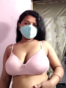 Snapshot of Dr_Chhaya chatting on 8, 4, 2026 Dr Chhaya online show from 8, 4, 2026