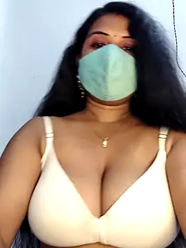 Snapshot of Dr_Chhaya chatting on 13, 4, 2026 Dr Chhaya online show from 13, 4, 2026