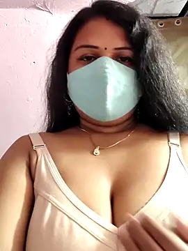 Snapshot of Dr_Chhaya chatting on 23, 4, 2026 Dr Chhaya online show from 23, 4, 2026