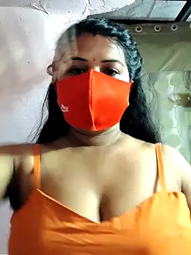 Snapshot of Dr_Chhaya chatting on 4, 5, 2026 Dr Chhaya online show from 4, 5, 2026