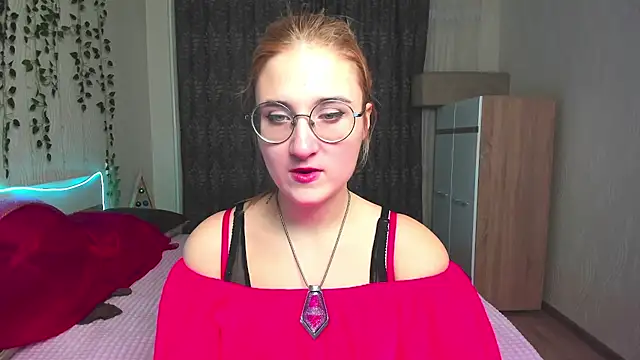 Miss Elsa  online show from 19, 12, 2024