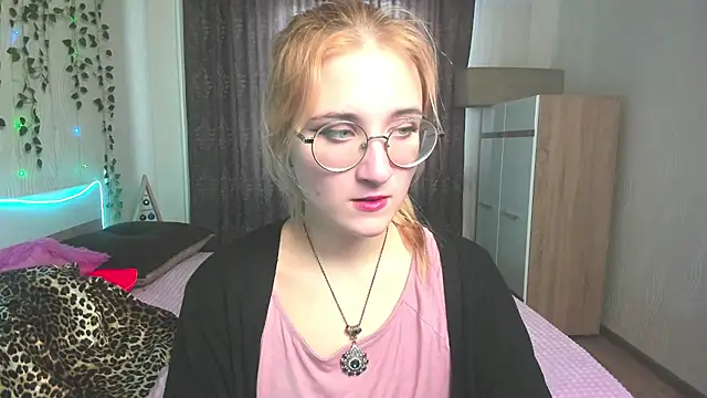 Miss Elsa  online show from 22, 12, 2024