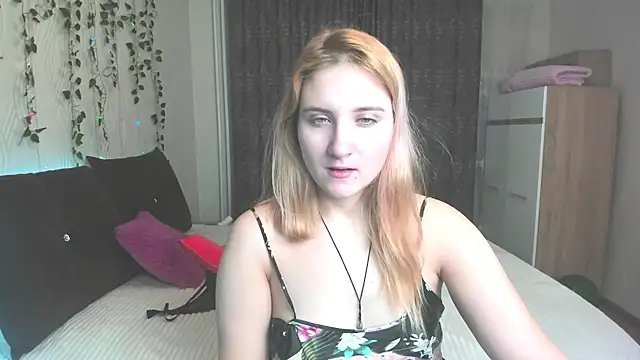 Miss Elsa  online show from 11, 2, 2025