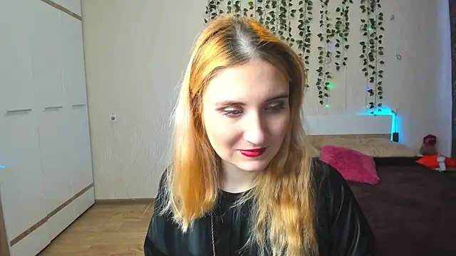 Miss Elsa  online show from 14, 3, 2025