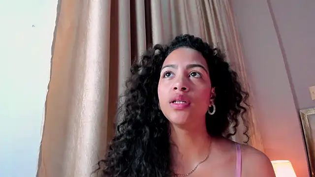 AntonellaHall  online show from 22, 12, 2025