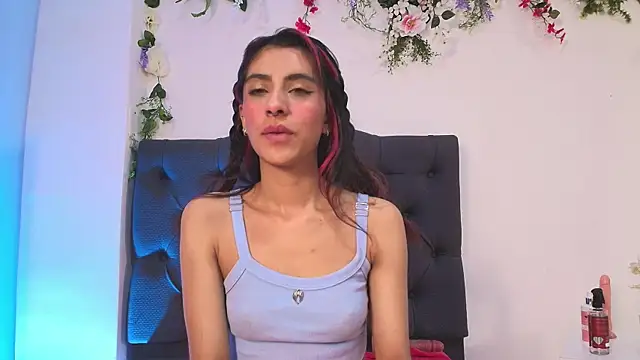 Snapshot of Alyssa_jones chatting on 13, 3, 2025 Alyssa jones online show from 13, 3, 2025