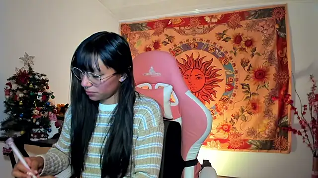 Snapshot of Demeter__ chatting on 9, 1, 2025 Demeter online show from 9, 1, 2025