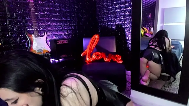 Snapshot of Calliope_dark chatting on 13, 2, 2025 Calliope dark online show from 13, 2, 2025