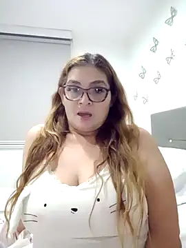 AntonellaAlondra4 online show from 15, 12, 2024