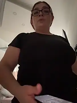 AntonellaAlondra4 online show from 21, 5, 2026