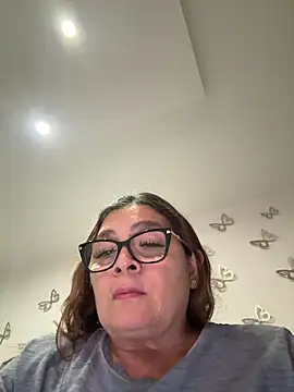 AntonellaAlondra4 online show from 29, 5, 2026