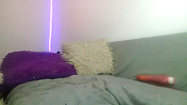 Snapshot of princesskitty111 chatting on 23, 2, 2025 princesskitty111 online show from 23, 2, 2025