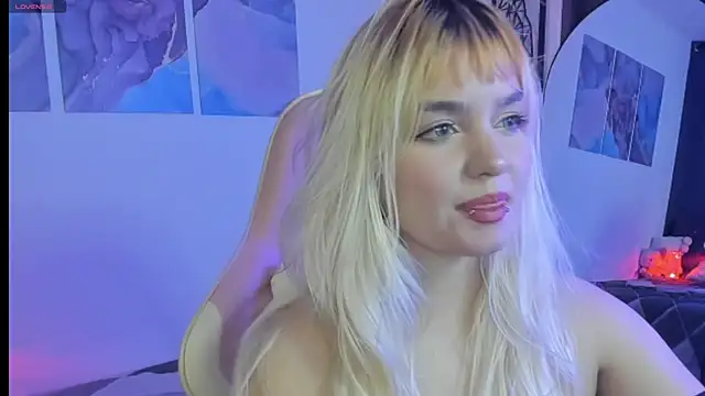 Pretty  zoe online show from 12, 3, 2025