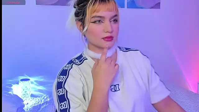 Pretty  zoe online show from 19, 3, 2025