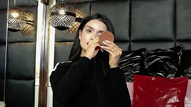 Snapshot of BlairBadgley chatting on 4, 11, 2025 BlairBadgley online show from 4, 11, 2025