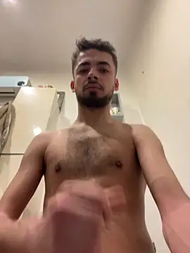 Snapshot of romain698 chatting on 18, 2, 2026 romain698 online show from 18, 2, 2026