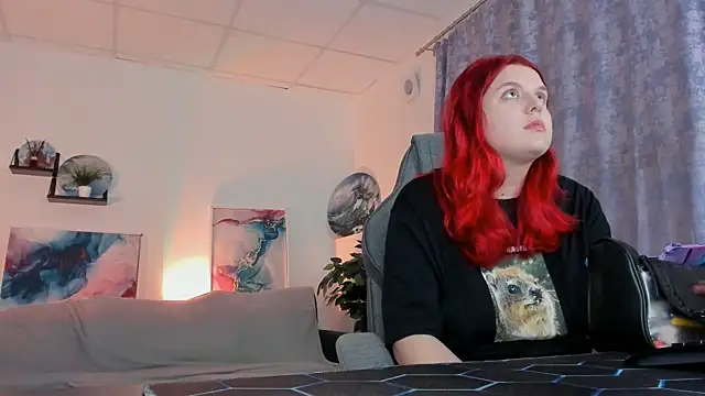 Snapshot of NielletaBlossom chatting on 6, 1, 2026 NielletaBlossom online show from 6, 1, 2026