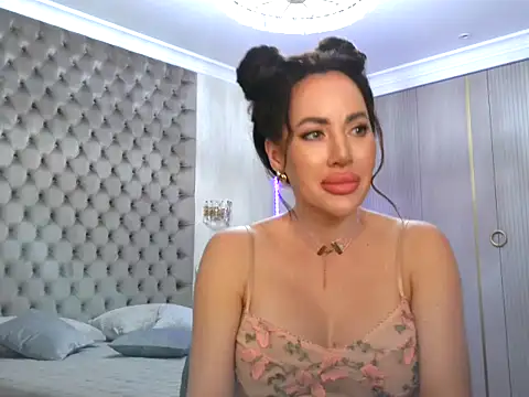 Snapshot of TianaPosh chatting on 16, 2, 2025 TianaPosh online show from 16, 2, 2025