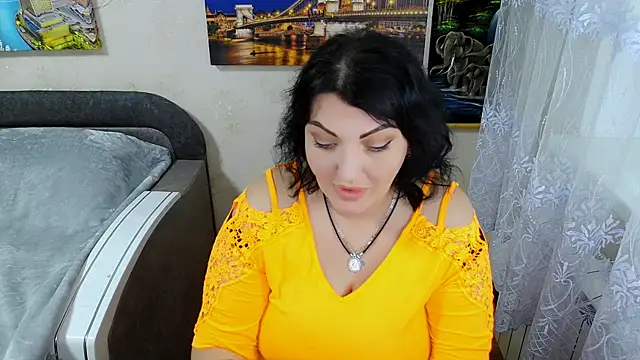 Snapshot of Lady_Boom_Wild_ chatting on 10, 10, 2025 Lady Boom Wild  online show from 10, 10, 2025