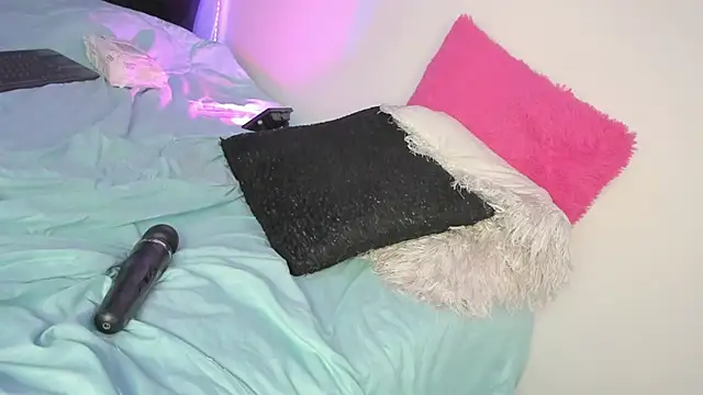 DesireSweet online show from 6, 3, 2025