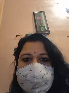 Snapshot of bobbyronak chatting on 15, 4, 2026 bobbyronak online show from 15, 4, 2026