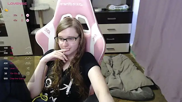 Tomato Tease online show from 6, 10, 2025