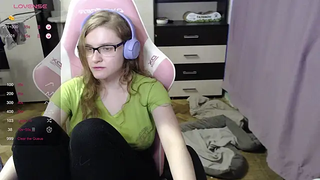 Tomato Tease online show from 10, 10, 2025