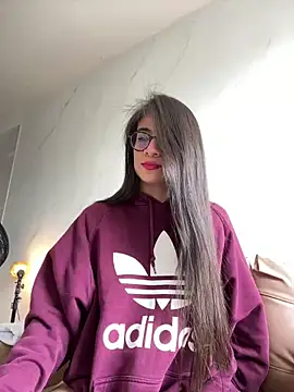 Snapshot of MariaIsabella8 chatting on 6, 3, 2025 MariaIsabella8 online show from 6, 3, 2025