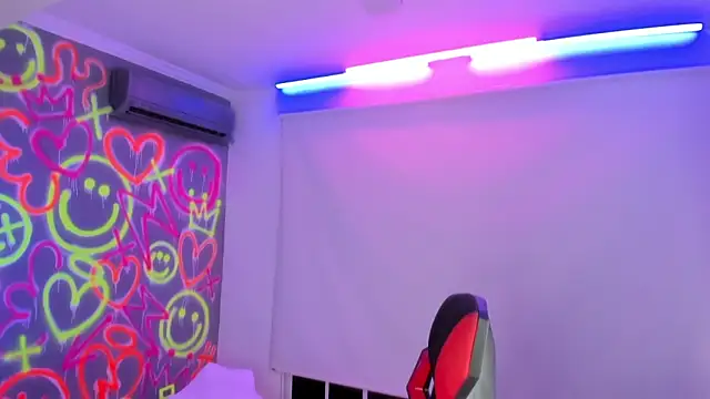 Snapshot of GEANNAROSE chatting on 3, 12, 2024 GEANNAROSE online show from 3, 12, 2024