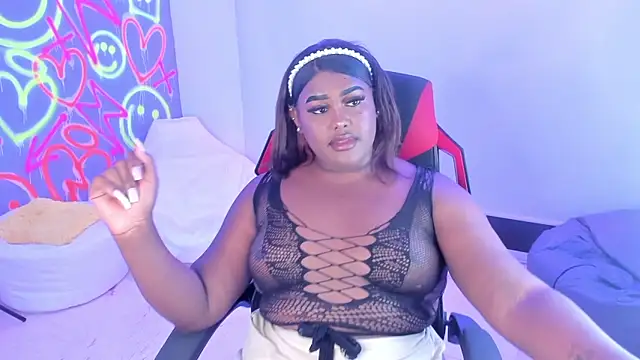 Snapshot of GEANNAROSE chatting on 20, 12, 2024 GEANNAROSE online show from 20, 12, 2024