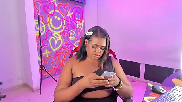 Snapshot of GEANNAROSE chatting on 23, 1, 2025 GEANNAROSE online show from 23, 1, 2025