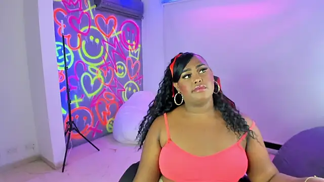 Snapshot of GEANNAROSE chatting on 21, 2, 2025 GEANNAROSE online show from 21, 2, 2025