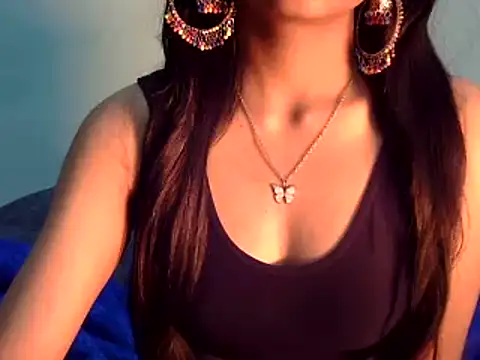 Snapshot of Cute_Alaina chatting on 2, 2, 2025 Cute Alaina online show from 2, 2, 2025