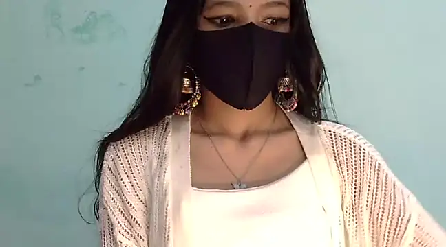 Snapshot of Cute_Alaina chatting on 9, 3, 2025 Cute Alaina online show from 9, 3, 2025