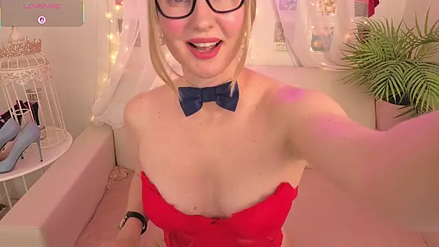 Angel Nikole online show from 24, 9, 2025