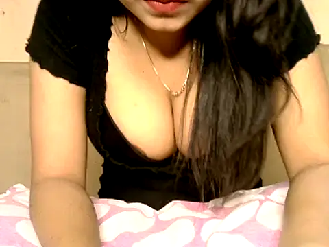 Snapshot of Sanjana_Gupta chatting on 8, 4, 2026 Sanjana Gupta online show from 8, 4, 2026