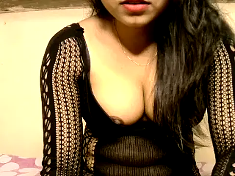 Snapshot of Sanjana_Gupta chatting on 24, 5, 2026 Sanjana Gupta online show from 24, 5, 2026