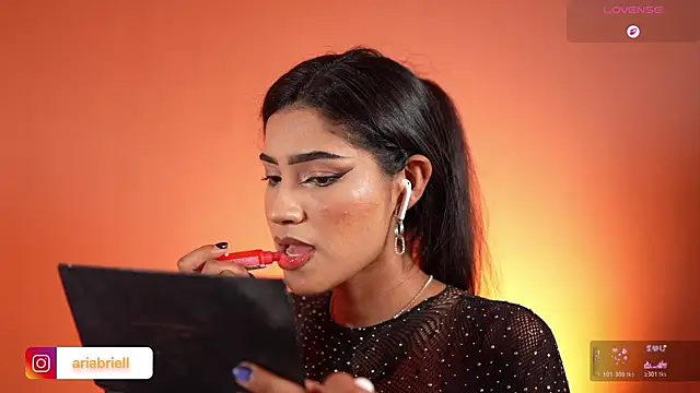 chiarabrielle00 online show from 2, 8, 2026