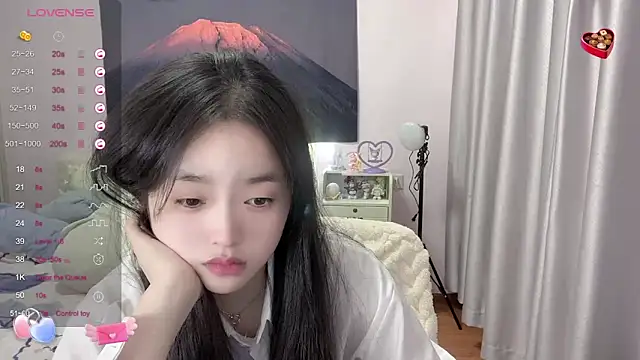 Mia-6688 online show from 4, 2, 2025