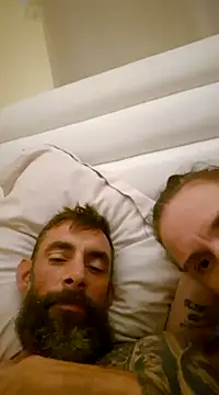 Snapshot of hornycouple6110 chatting on 8, 3, 2025 hornycouple6110 online show from 8, 3, 2025