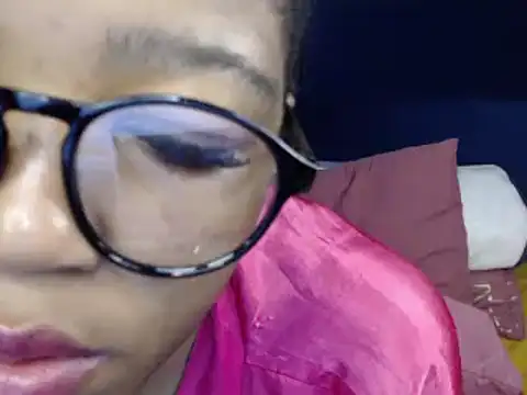 Busty-Londie online show from 21, 2, 2025