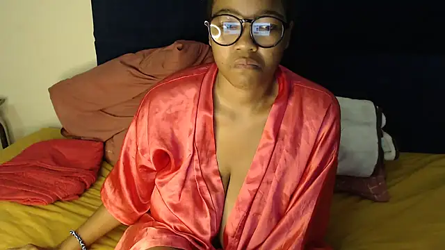Busty-Londie online show from 3, 3, 2025