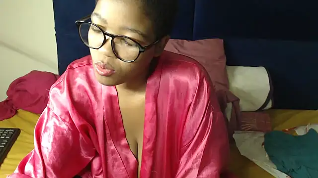 Busty-Londie online show from 9, 3, 2025